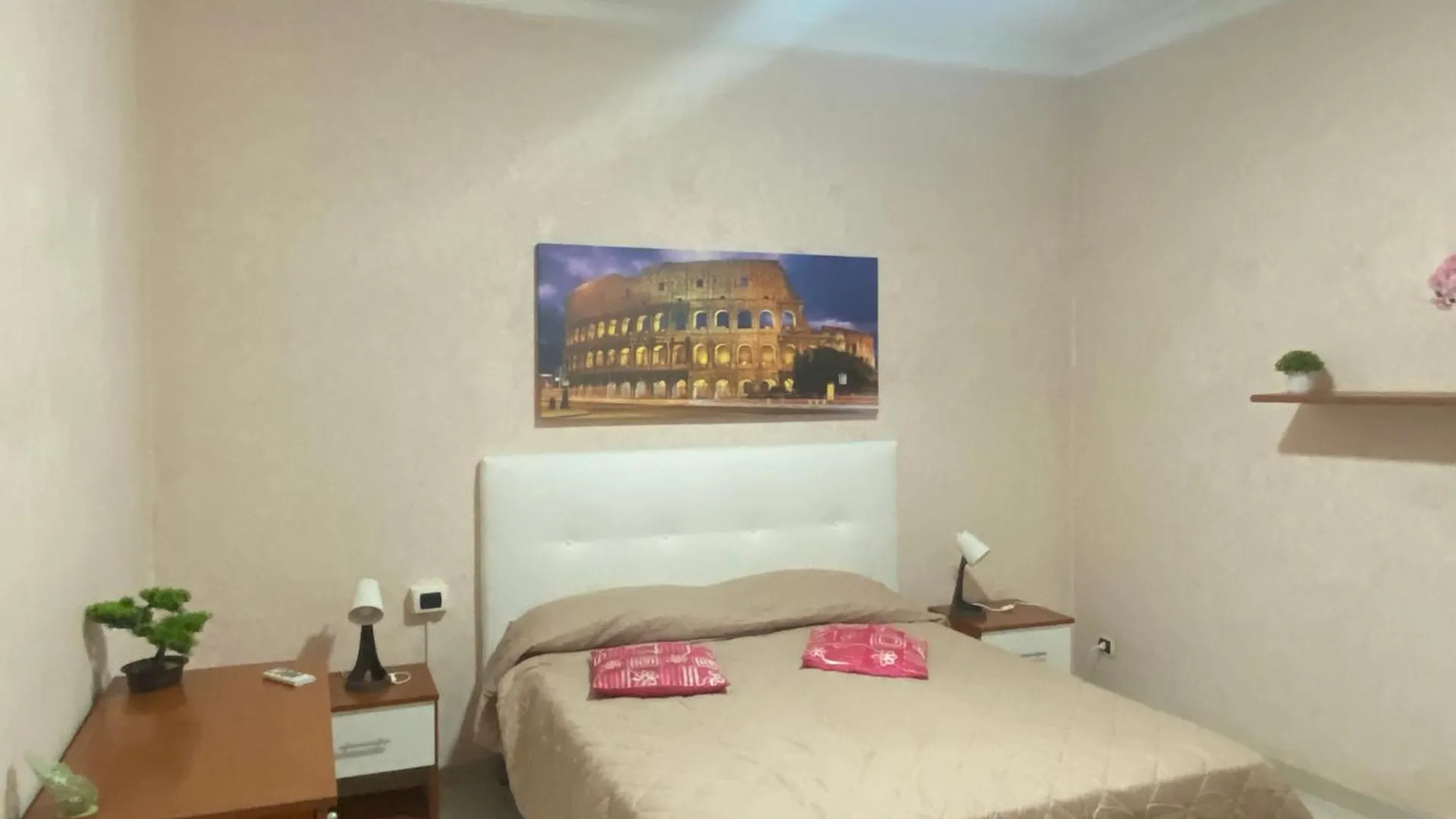 Apartment Casadellemeravigliedigiulia Ostia Antica Italy
